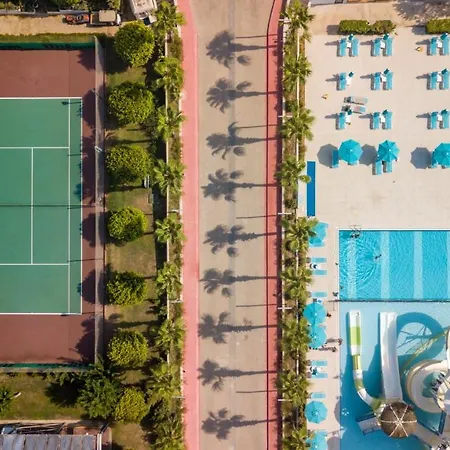 Ośrodek wypoczynkowy Baia Lara 5*